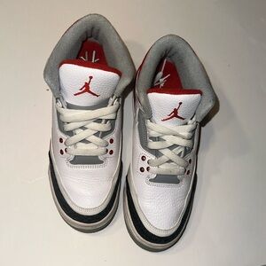Air Jordan Retro 3
